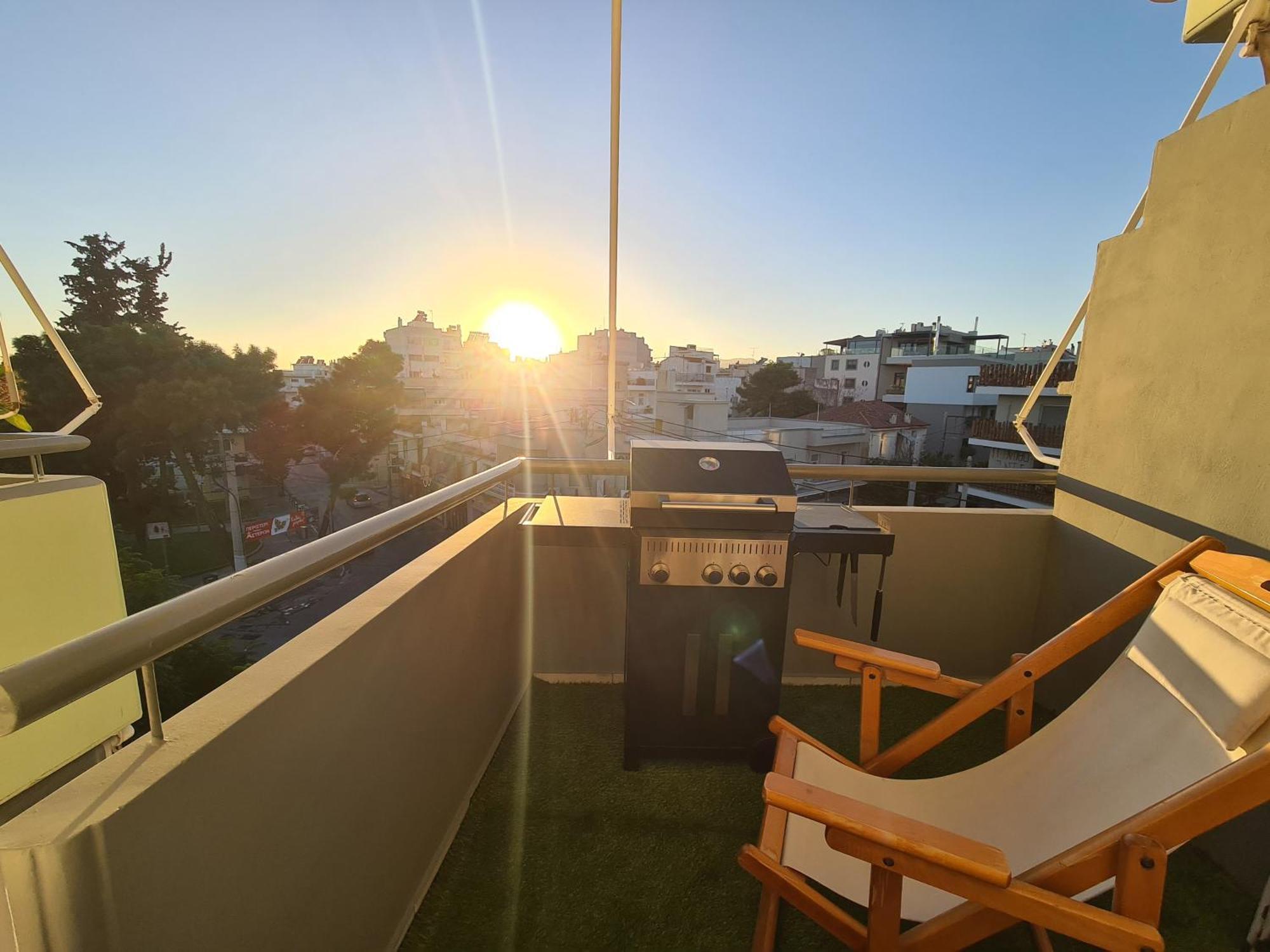Sunny Home Private Jacuzzi Hydromassage Acropolis & Lycabettus Far View Parking 300M Metro Peristeri 雅典 外观 照片