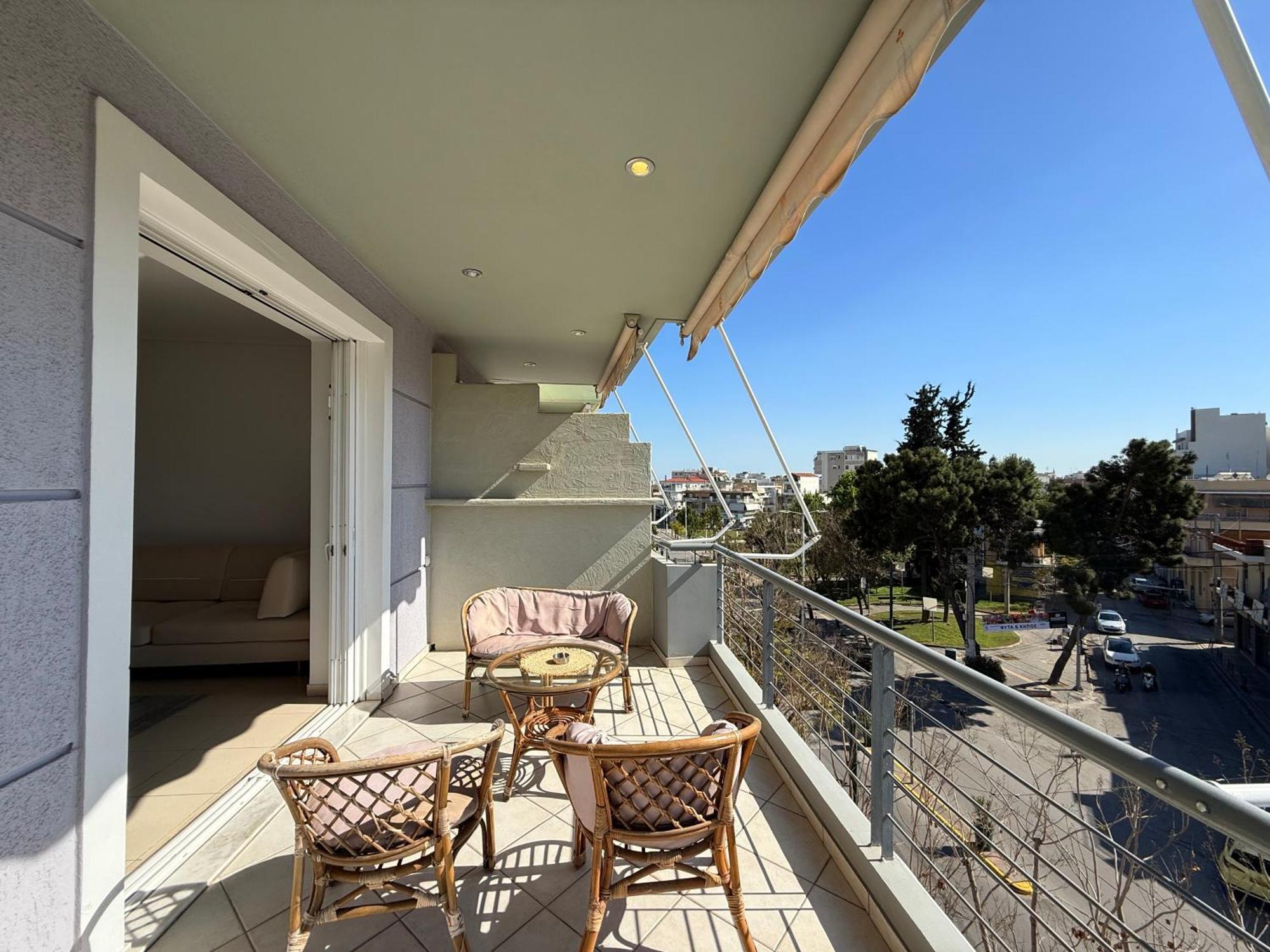 Sunny Home Private Jacuzzi Hydromassage Acropolis & Lycabettus Far View Parking 300M Metro Peristeri 雅典 外观 照片