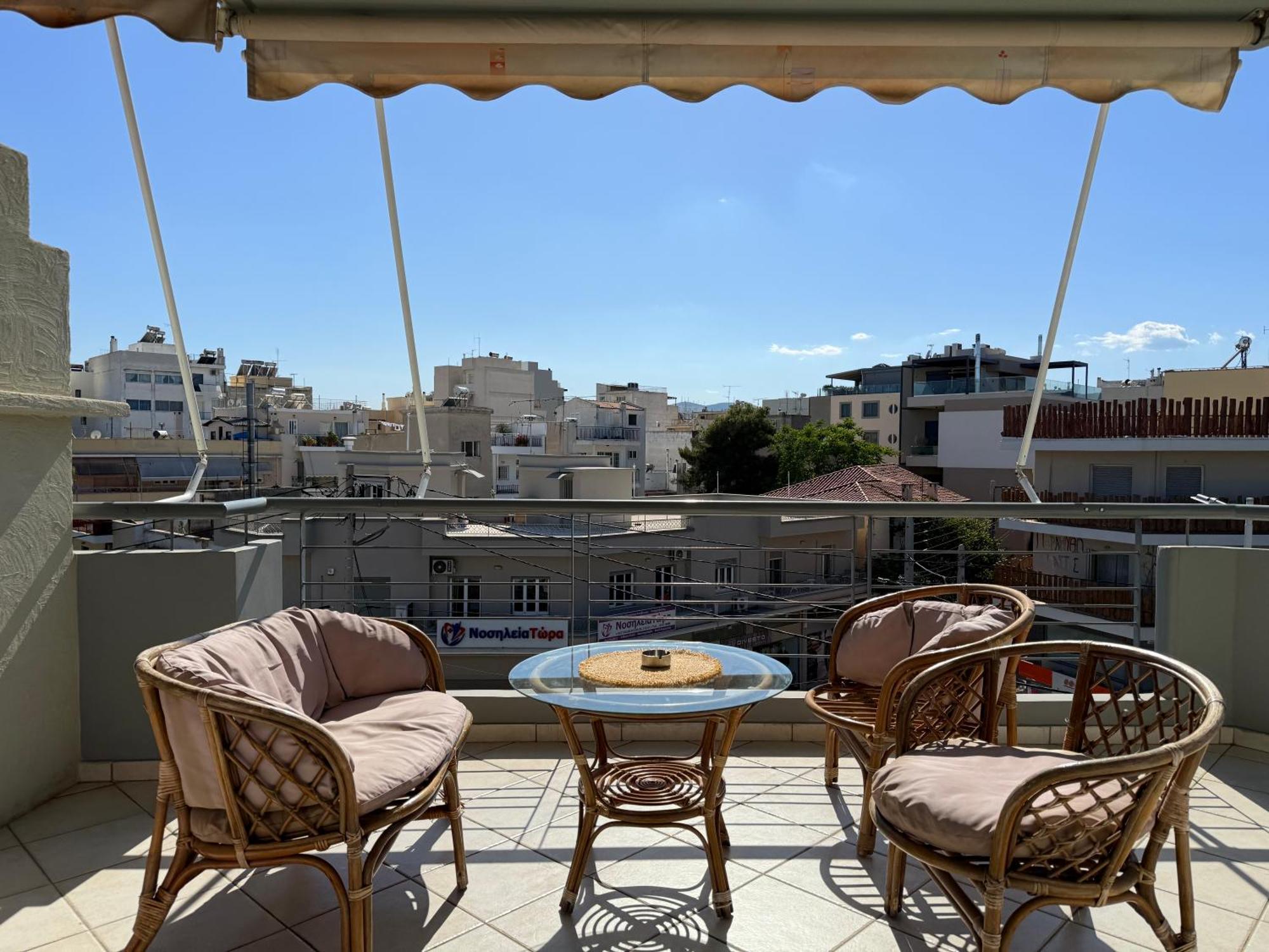 Sunny Home Private Jacuzzi Hydromassage Acropolis & Lycabettus Far View Parking 300M Metro Peristeri 雅典 外观 照片