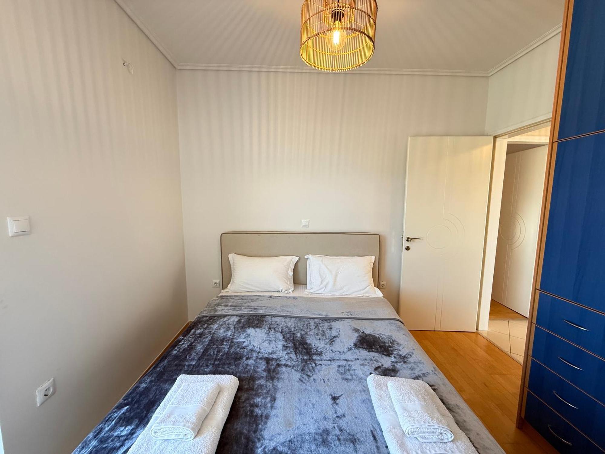Sunny Home Private Jacuzzi Hydromassage Acropolis & Lycabettus Far View Parking 300M Metro Peristeri 雅典 外观 照片