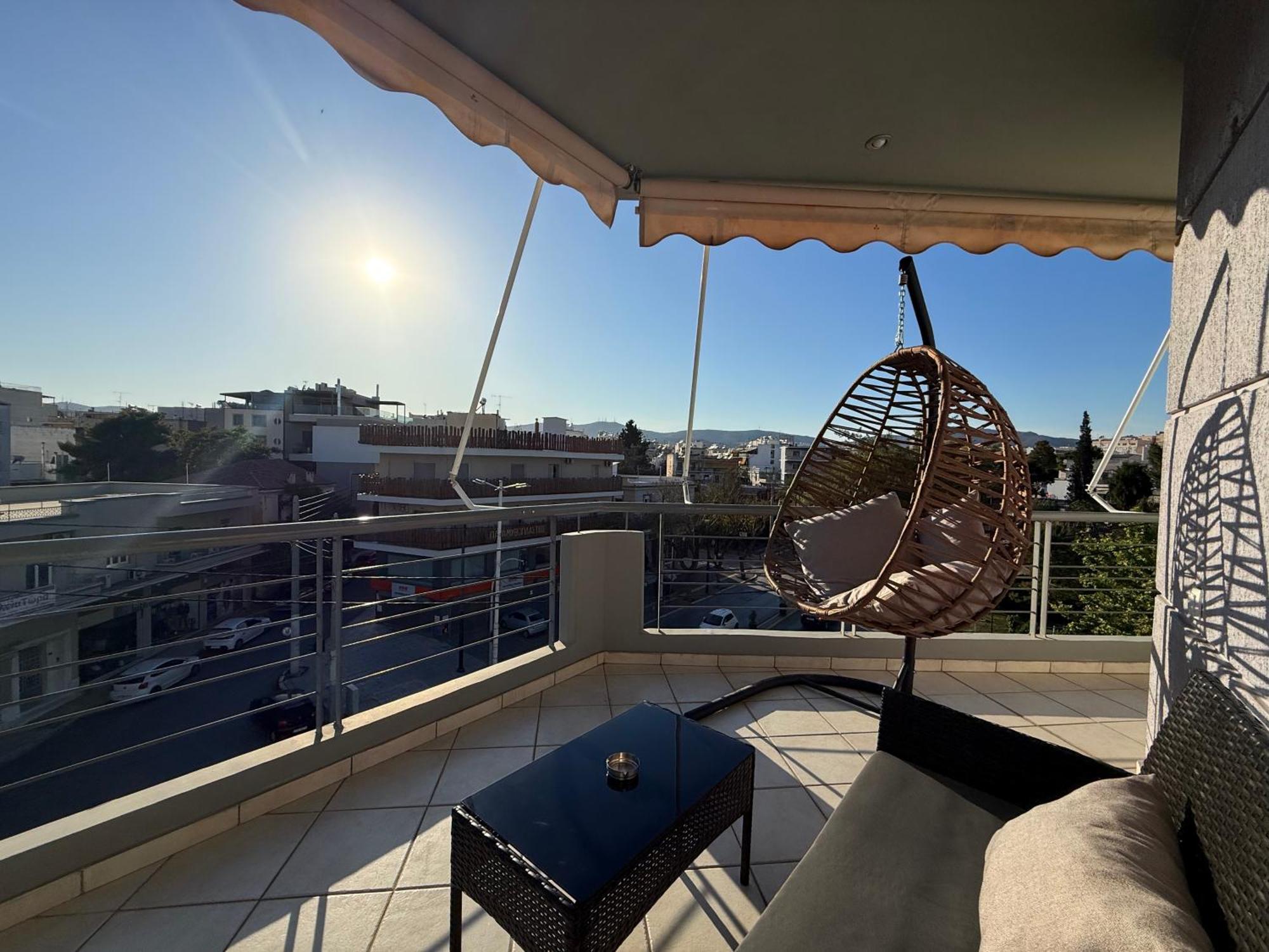 Sunny Home Private Jacuzzi Hydromassage Acropolis & Lycabettus Far View Parking 300M Metro Peristeri 雅典 外观 照片