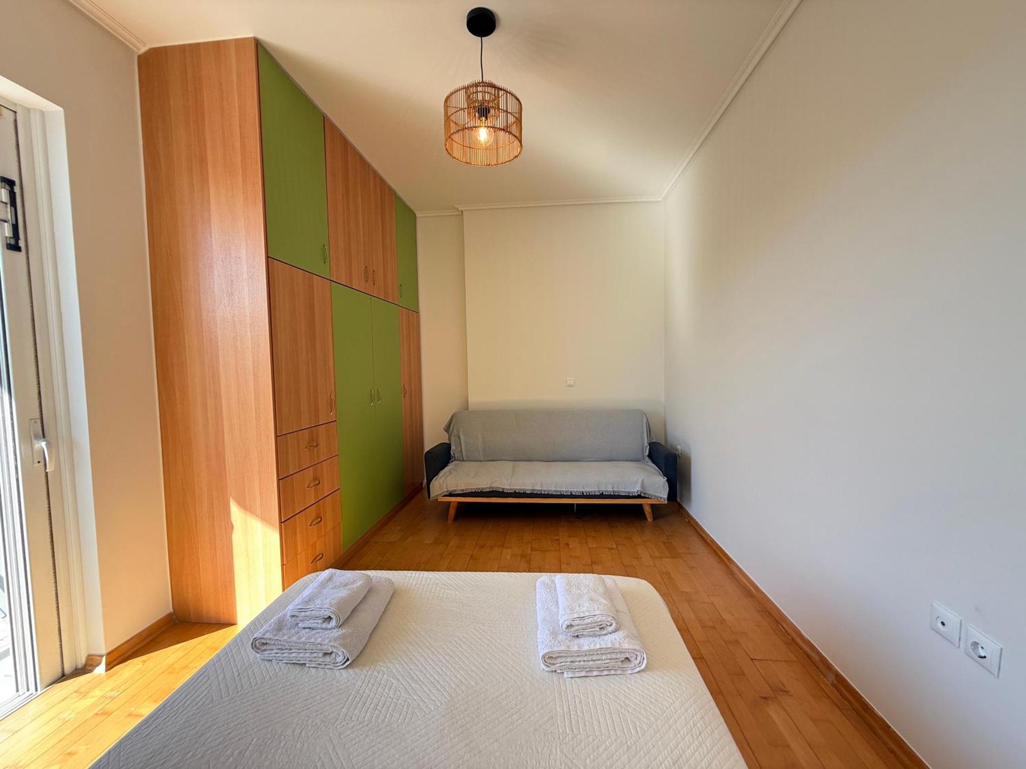 Sunny Home Private Jacuzzi Hydromassage Acropolis & Lycabettus Far View Parking 300M Metro Peristeri 雅典 外观 照片