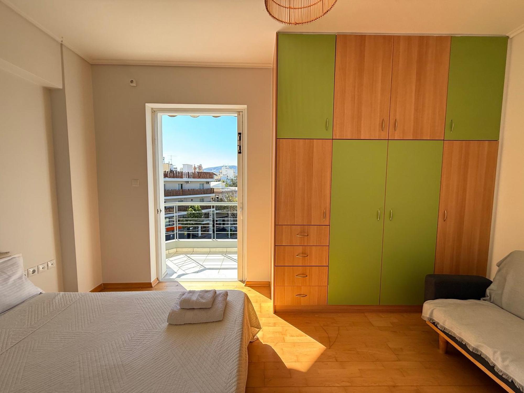 Sunny Home Private Jacuzzi Hydromassage Acropolis & Lycabettus Far View Parking 300M Metro Peristeri 雅典 外观 照片